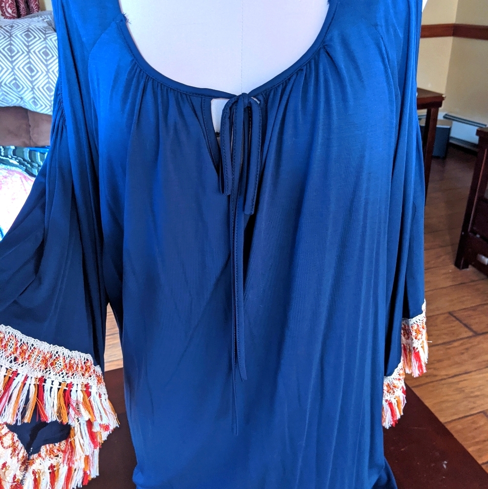Chic cold shoulder top